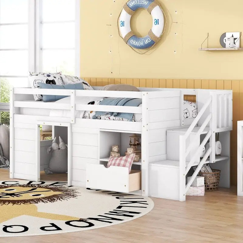 Cama baja tipo loft individual con estantería, cajón y escalera