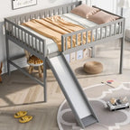 Cama baja tipo loft de tamaño completo con escalera y tobogán