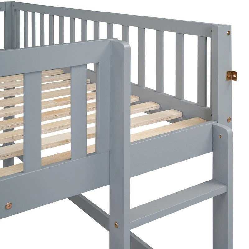 Cama baja tipo loft de tamaño completo con escalera y tobogán