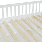 Cama alta tipo loft para casa de tamaño completo con escalera y armario