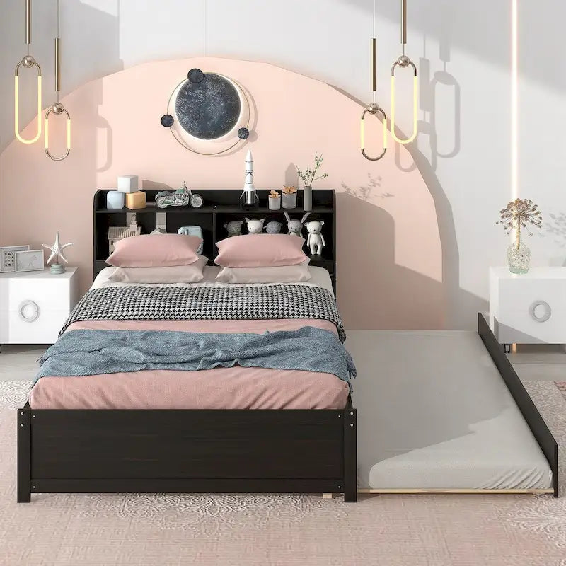 Cama doble con nido y estantería