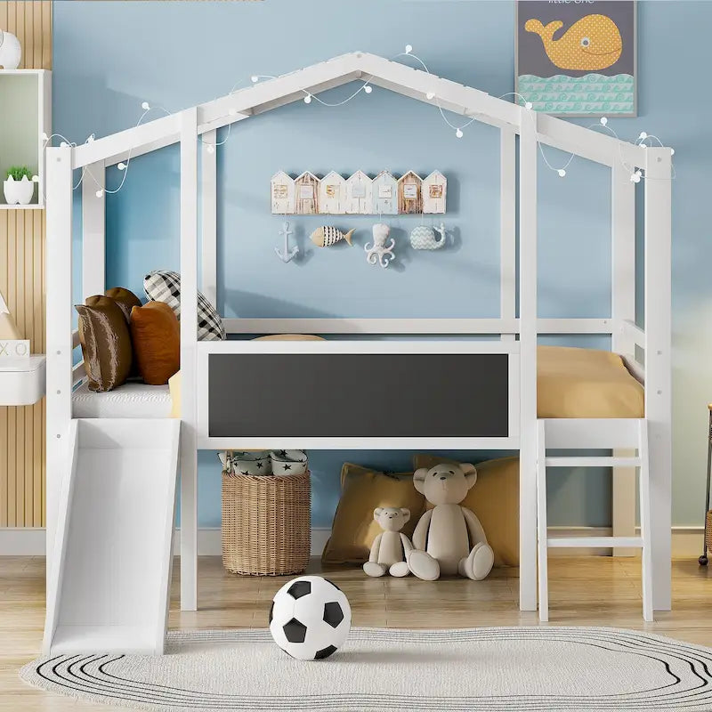 Cama alta individual con escalera y tobogán